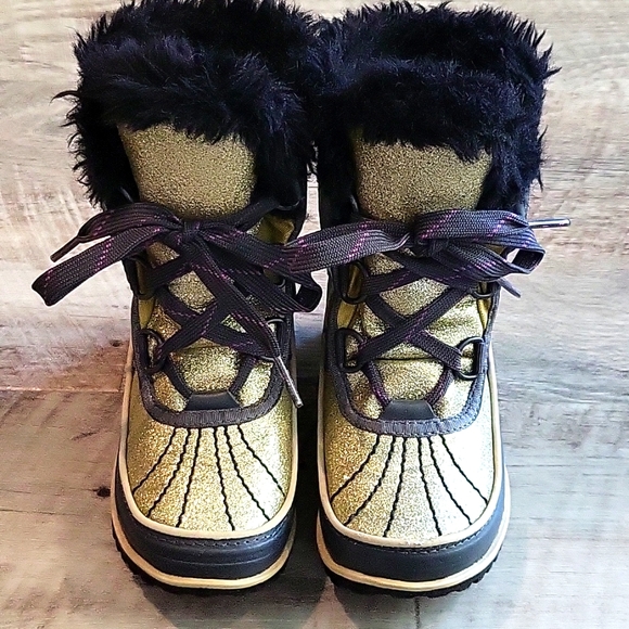 Sorel Gold Boots - Picture 2 of 4